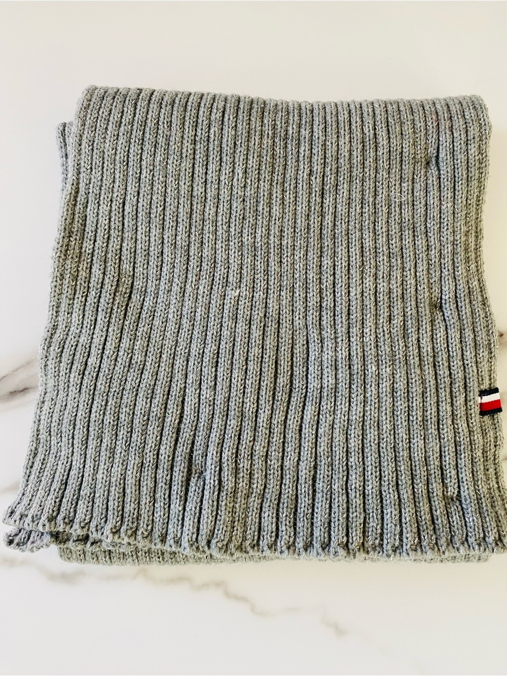 Tommy Hilfiger womens grey long scarf logo metallic new